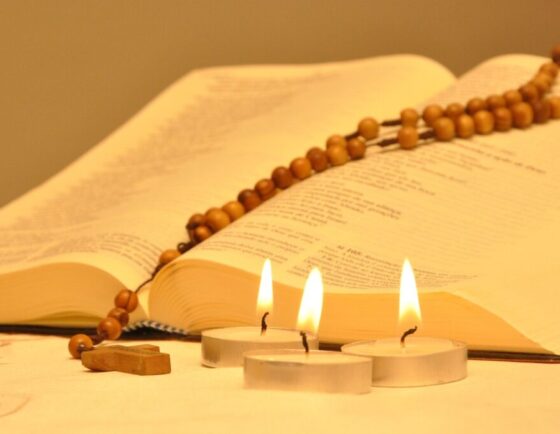 bible candles rosary third faith 642449
